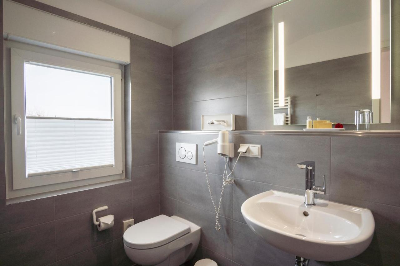 Hotel Elysee Seligenstadt Ngoại thất bức ảnh
